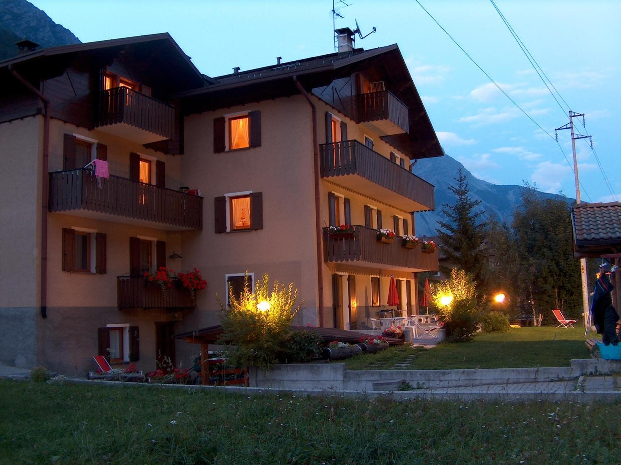 Residence Pian Del Vino Pradelle エクステリア 写真